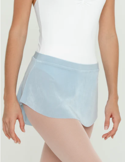 Bullet Pointe Pull-On Skirt