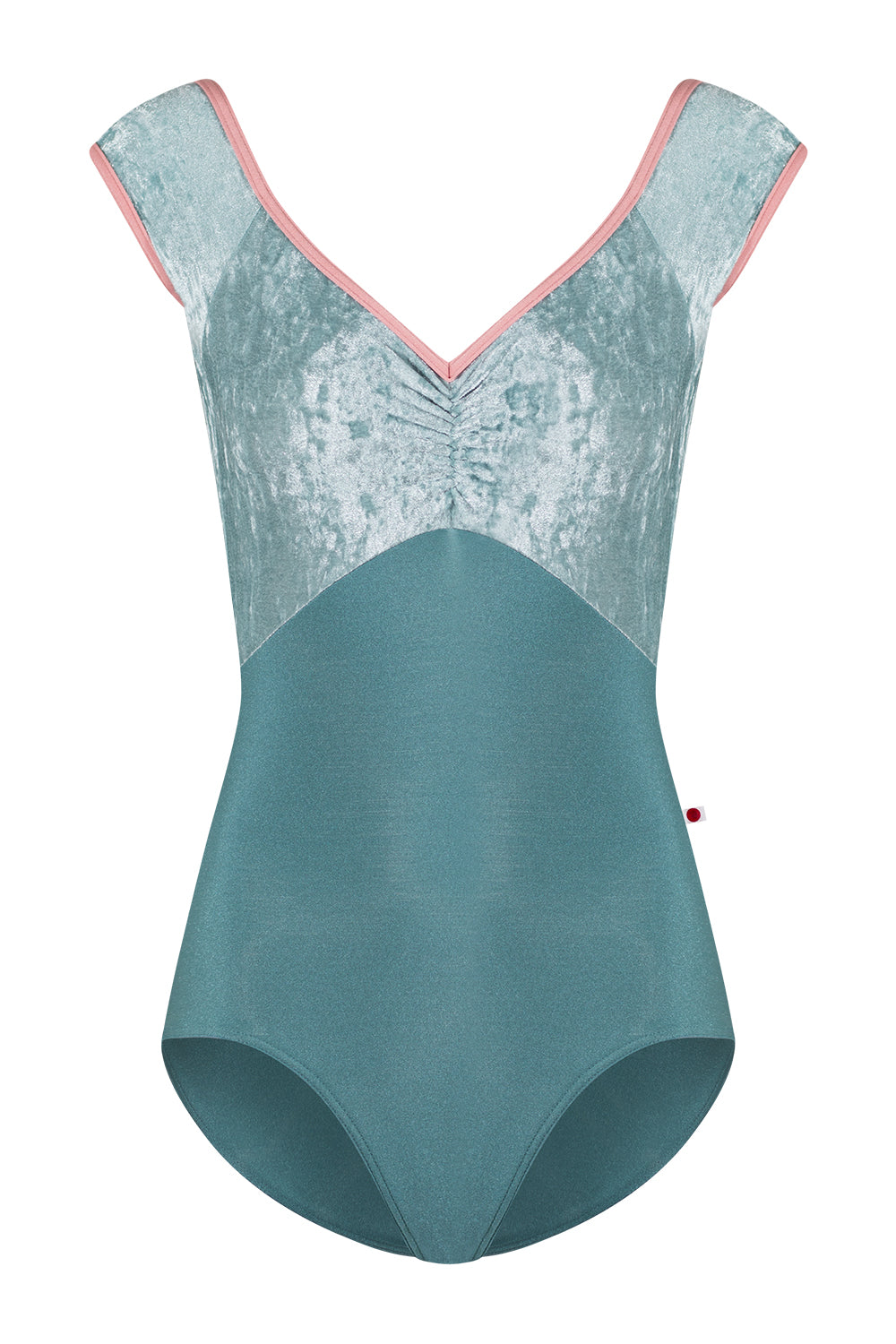 Yumiko Elli Leotard in Frost and Ice 015